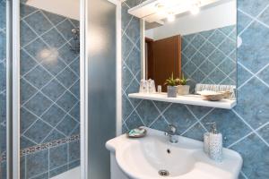 Apartments with a parking space Baska, Krk - 23918