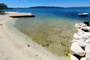 Apartments with parking space Kastel Sucurac, Kastela - 23868