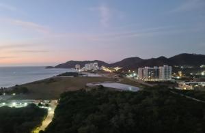 Porto Horizonte Suite con Jacuzzi, Playa, vista al mar, reserva natural, montaña