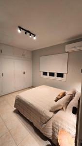 Cómodo departamento con jardín sobre Avenida Libertador