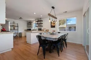 Boots and Barrels Ranch - Колинга