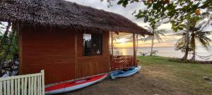 John an Novys beach bungalows