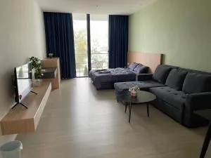 Sematan Roxy Beach Apartment - Lundu