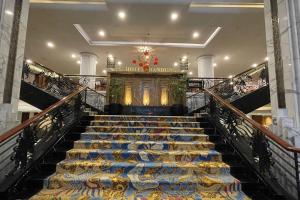 eL ROYALE by Farizi Rooms