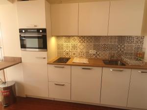 Appartement 3 pièces avec terrasse dans résidence privée à Sainte-Maxime - FR-1-780-33