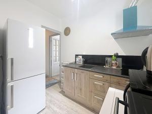 Appartements Granville Centre: Appt 3 Chambres Proche Plage - FR-1-361-561 : photos des chambres