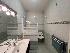 Maisons de vacances Maison perigourdine authentique avec grand jardin, proche Sarlat et sites historiques - FR-1-616-144 : photos des chambres