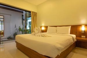 V172 Siena Villa Stunning 3-Bedroom & Private Pool