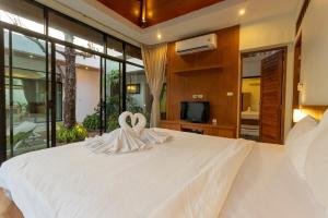 V172 Siena Villa Stunning 3-Bedroom & Private Pool