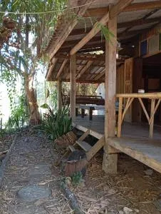 Pai style river house - Ban Na Chalong