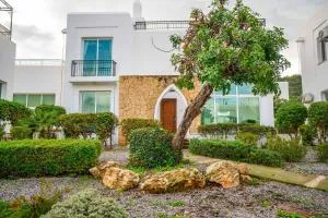 3-bedroom villa in family friendly area - Orga