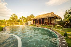 Lá Retreat near Ba Na Hills