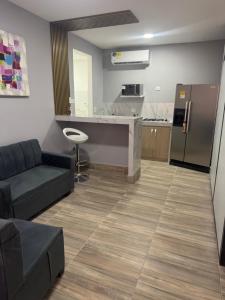 Apartaestudio altos de riomar