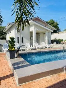 Rooma Kichi Private Pool - 巴东马士力