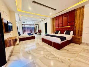 Residencys Royal Galaxy Palace