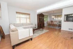 Townhouse in Rogers Park - Lincolnwood