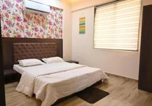 Royal Adam Resorts and Hotels - Yavatmāl