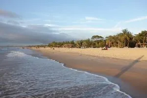 Casa Del Mar Mansion - Bijilo