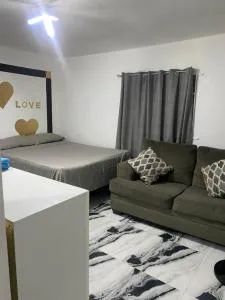 WhiteRoom Sparks - Mendes