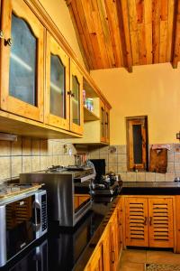 Mountain View 3bhk Near Mall Road Deodar Retreat