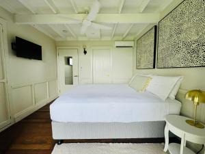 Misty Valley Cottage