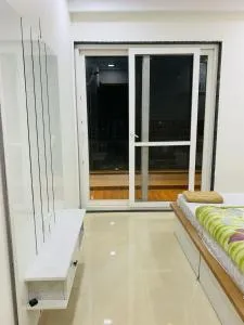 Prime Residency - Darbi