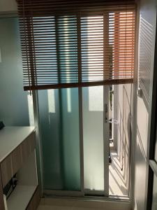 Beautiful studio room, near mall