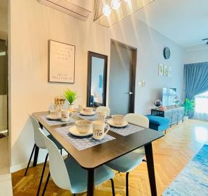 Emira Residence by AisyieraLodgestay