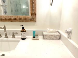 30A Rosemary-Alys Beach-5min Walk to Beach- Sleeps 3