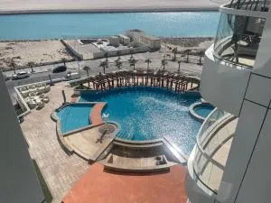 Grand Pool, 1 Bedroom Sea View Apartment - Dilmunia Island