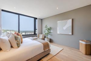 Valley Views Luxury Homes