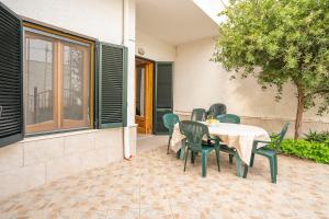 Brezza Apartment Near The Sea - Happy Rentals