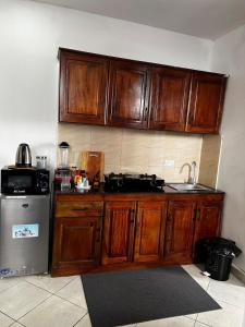 Naye Home 1 bedroom close to Mlimani City Mall with WiFi