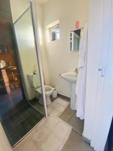 Mordern Lil Love Nest Loft in Midrand