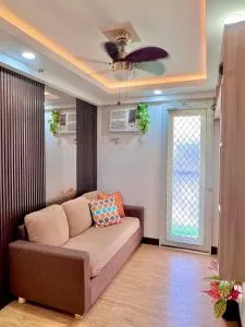 Athena’s Den - Sasabayou