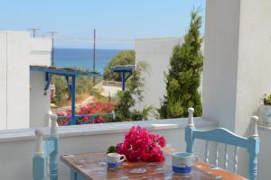 Dora's Studios & Apartments Syros Greece