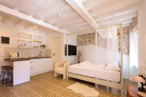 Rovinis Old Town Studios