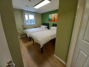 The free parking and plenty coffee supplied apartment!