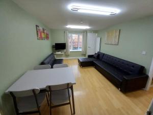 The free parking and plenty coffee supplied apartment!