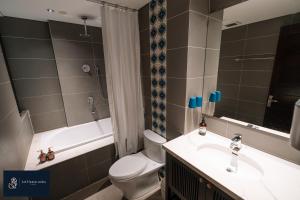 High-ser Apartment -2BR - NiceView - Parking - Spacious - In center