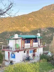 Odyssey Stays Khirsu - Pauri