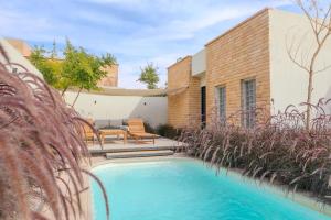 Portal Chalets With Private Pool - Al-Rawda