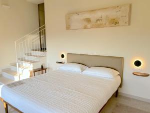 King Room with Lake View