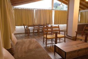 Aphrodite Apartment Near The Beach and The Airport