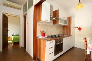 4persons app,balcony,sea view,WiFi,569