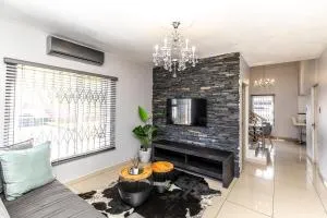 ISIQALO Luxury Apartments - Empangeni