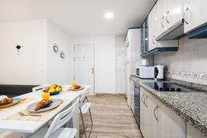 NEW STREET FANTASY 2 Center Apartment