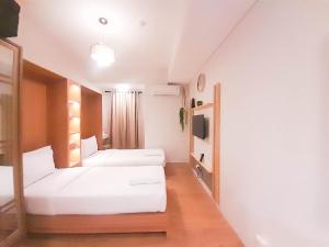 Elegant and Cozy Studio Barsa City Apartment By Travelio