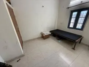 Veenavas Home S - Pipra Dewās