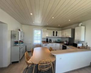 Maison familiale accueillante à Saint-Michel-en-lHerm avec jardin